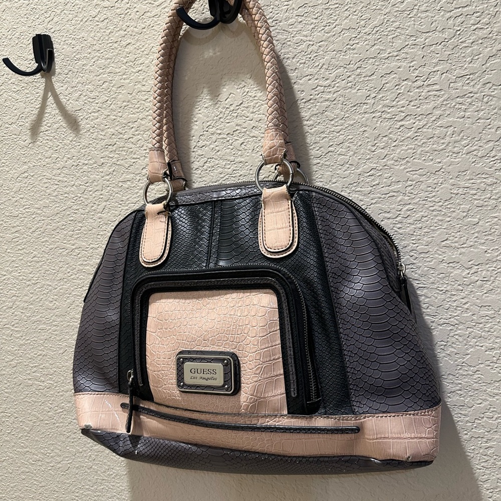 Guess Large Purse wonderful condition